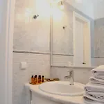 Ubud Mykonos 4*