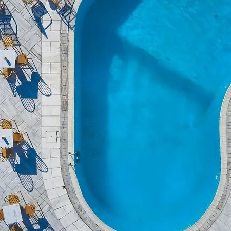 Ubud Mykonos Отель Agios Ioannis Diakoftis