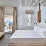 Ubud Mykonos Agios Ioannis Diakoftis